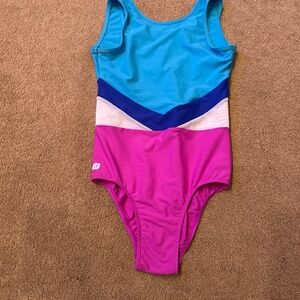 Sylvia P leo-size adult extra small